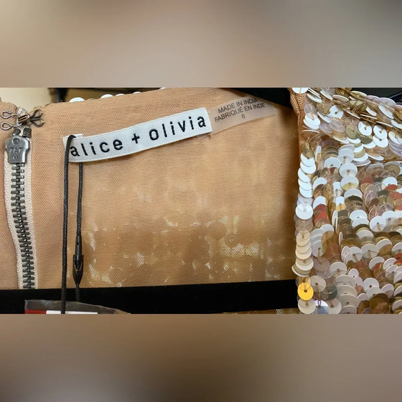 NWT Alice + Olivia Sequins Long Sleeve Mini Dress Gold Champagne Size 6 - Picture 8 of 13